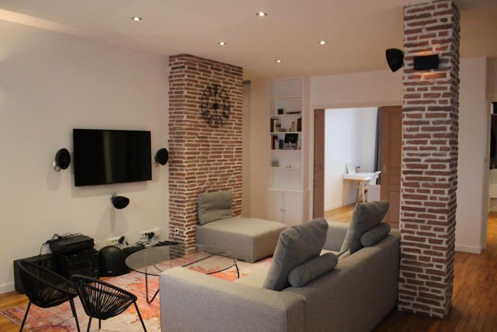 Le Jane : Centre Ville, Garage, Balcon Annecy Buitenkant foto